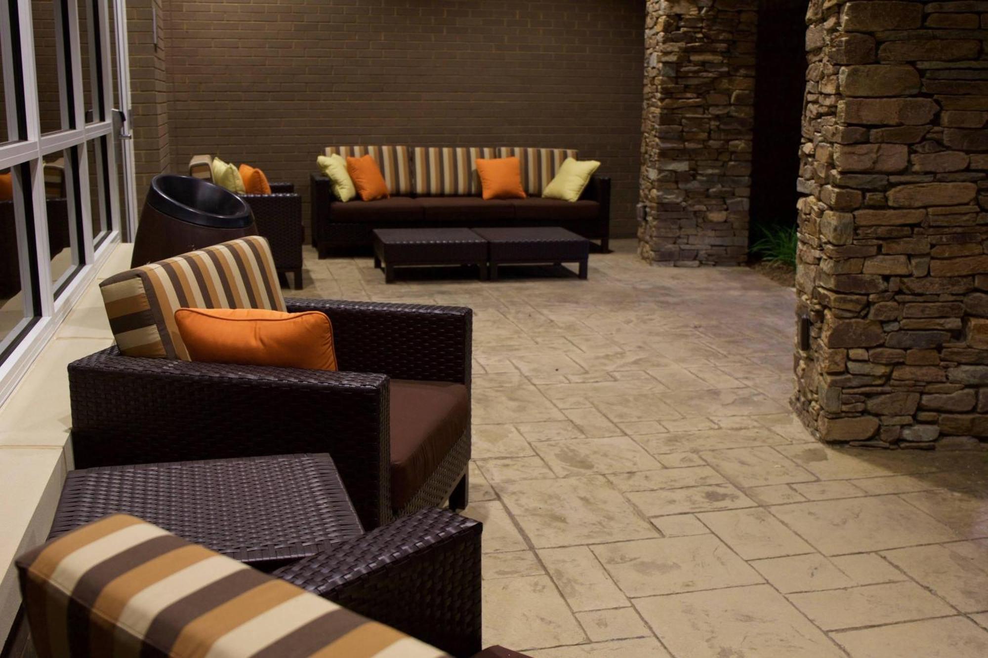 Courtyard By Marriott Asheville Airport Letcher megye Kültér fotó