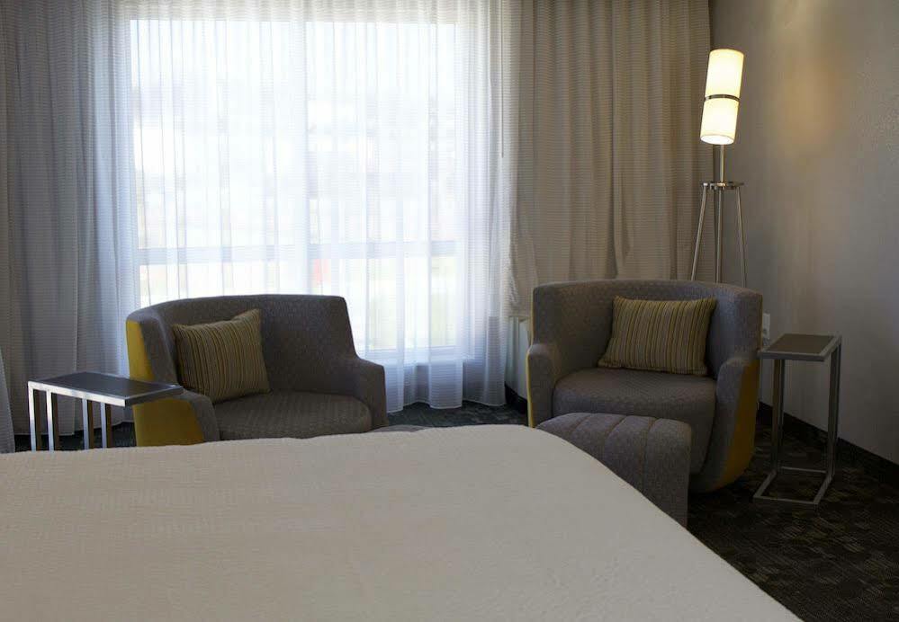 Courtyard By Marriott Asheville Airport Letcher megye Kültér fotó
